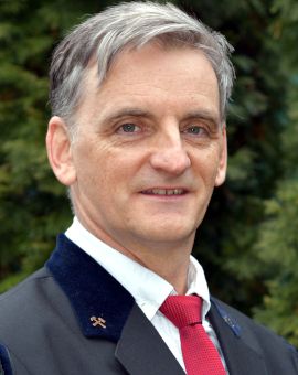 Dr. Baksa Attila